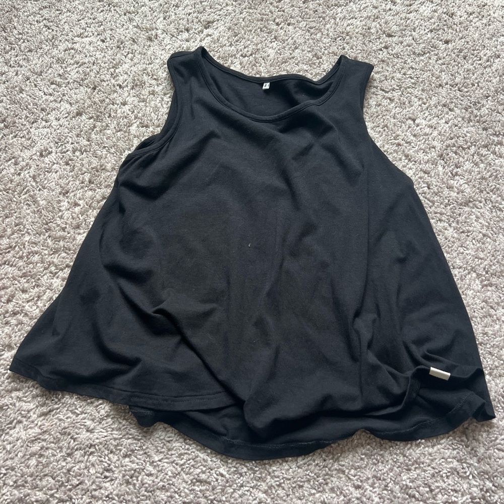 Black Sleeveless Women's Top